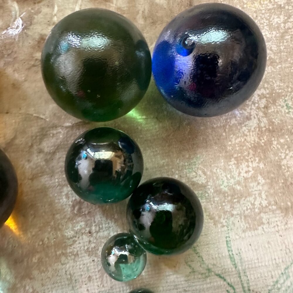 Big Marble Lot of 19 Marbles 6 Big 2 Medium 11 Small - Picture 3 of 11